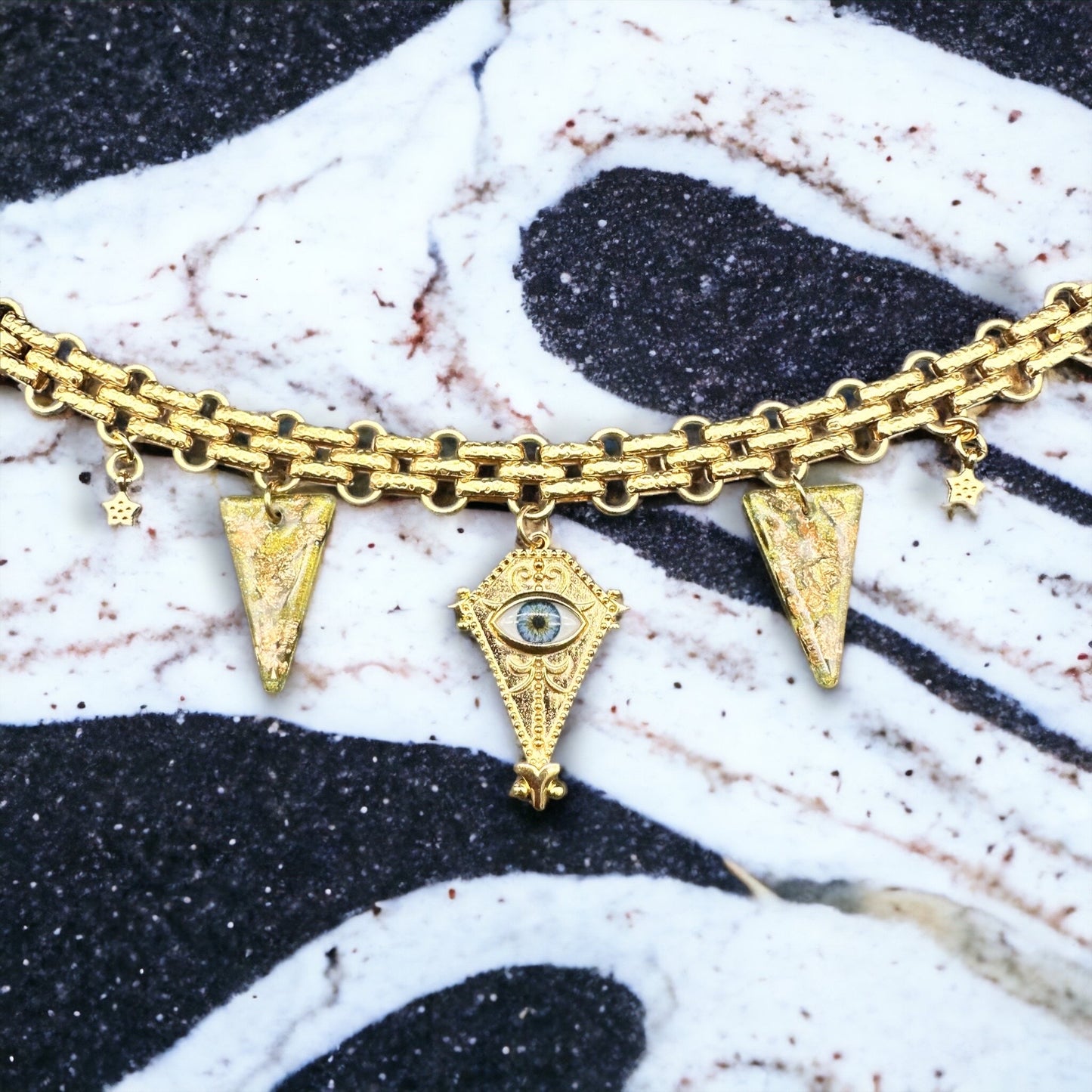 Égide Mystique - 18k Gold Plated Evil Eye Shield statement necklace